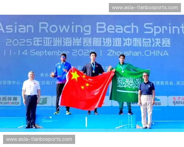 赛艇集锦：浪花中的坚持与荣耀